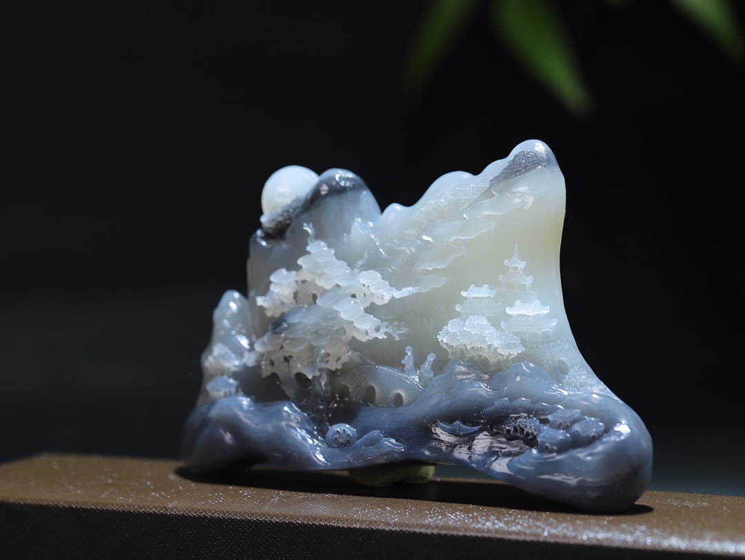 和田玉烟紫山水如画摆件(图5)